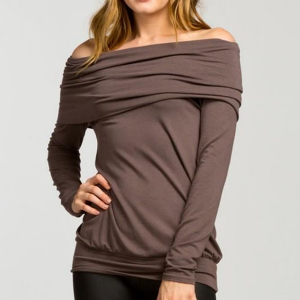 Tobacco off-shoulder top